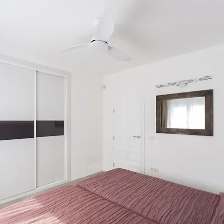 ヴィラ 4 Bedroom Mimi With Private Heated Pool